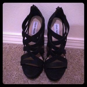 Black Wedges